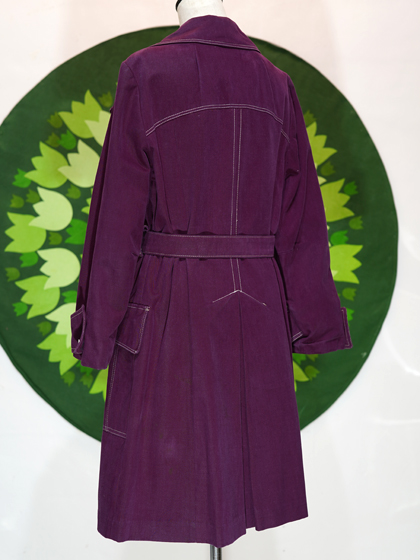 赤紫地に白のステッチのコート - メトロポリタン オンライン（レトロ