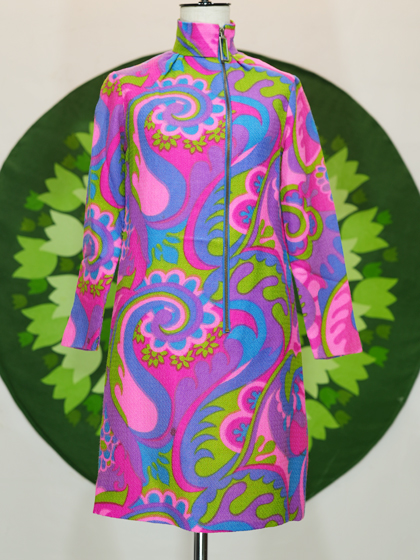 ピンク青紫キミドリのサイケ柄ZIP UPワンピース - メトロポリタン