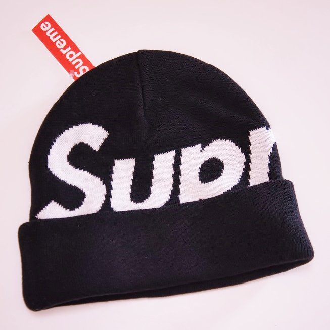 Supreme BIg Logo Beanie<img class='new_mark_img2' src='https://img.shop-pro.jp/img/new/icons47.gif' style='border:none;display:inline;margin:0px;padding:0px;width:auto;' />