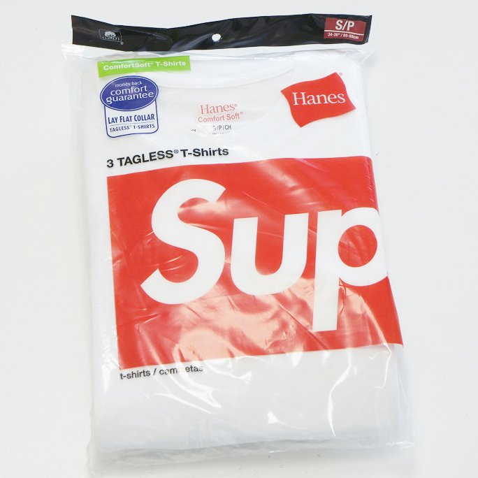 Supreme Hanes Tee<img class='new_mark_img2' src='https://img.shop-pro.jp/img/new/icons47.gif' style='border:none;display:inline;margin:0px;padding:0px;width:auto;' />