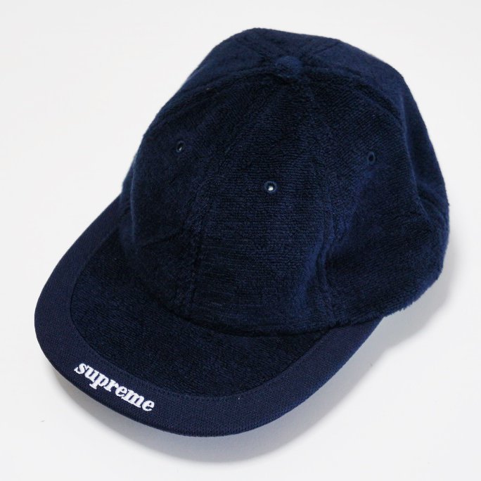 Supreme Terry Visor Logo 6-Panel<img class='new_mark_img2' src='https://img.shop-pro.jp/img/new/icons15.gif' style='border:none;display:inline;margin:0px;padding:0px;width:auto;' />