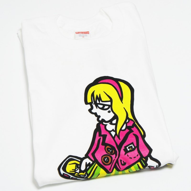 Supreme Suzie Switchblade Tee<img class='new_mark_img2' src='https://img.shop-pro.jp/img/new/icons47.gif' style='border:none;display:inline;margin:0px;padding:0px;width:auto;' />