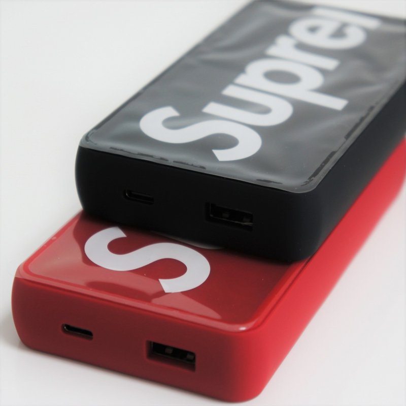 Supreme®/mophie® powerstation wirelessXL - Supreme 通販 Online ...