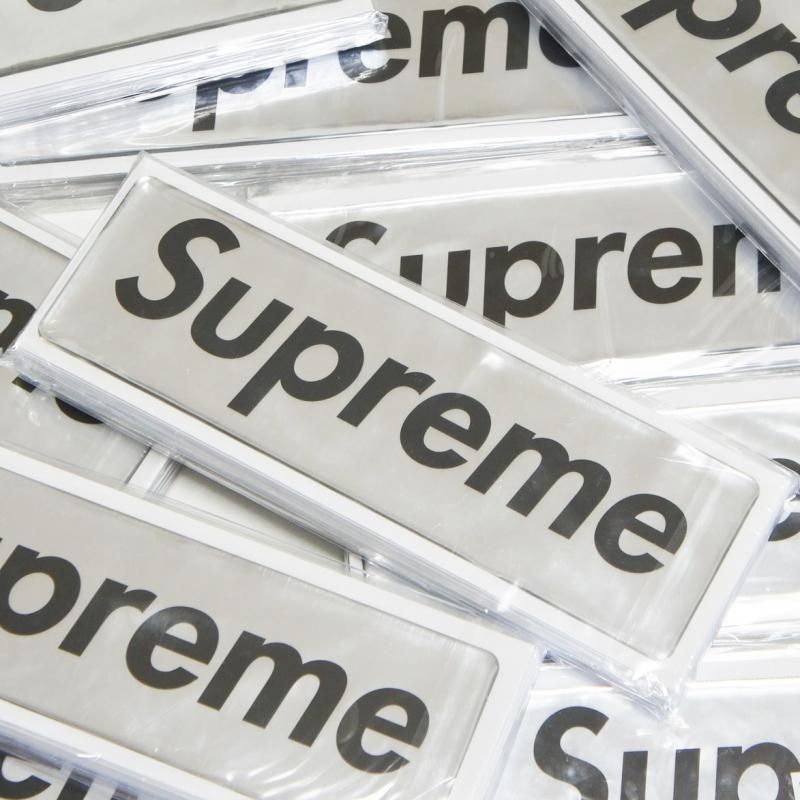 Supreme ホログラム ボックスロゴ ステッカー シルバー Supreme ミニボックスロゴステッカー - Supreme 通販 Online Shop A-1