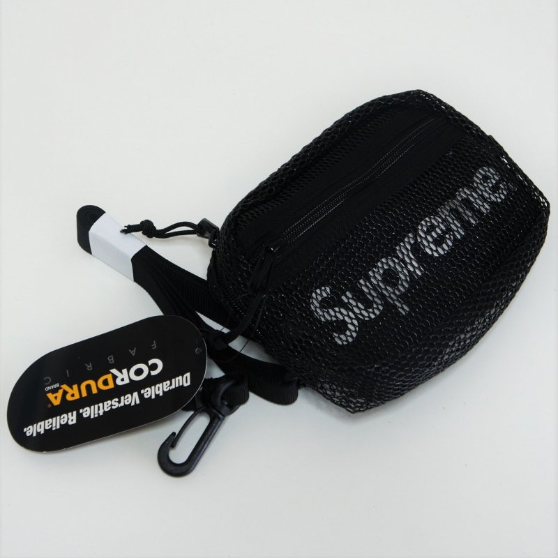 Supreme Shoulder Bag<img class='new_mark_img2' src='https://img.shop-pro.jp/img/new/icons15.gif' style='border:none;display:inline;margin:0px;padding:0px;width:auto;' />