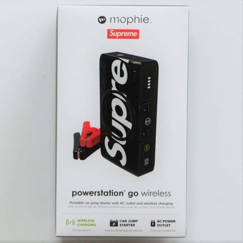 Supreme - 専用 supreme モバイルバッテリー&amp;グローブセット Yahoo!オークション -「supreme mophie」の落札相場・落札価格