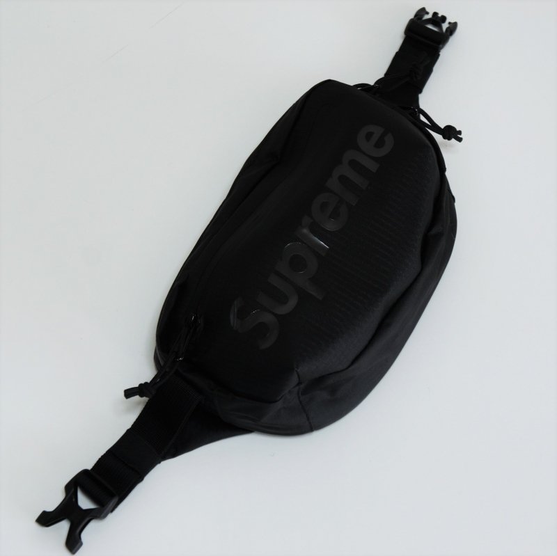 Supreme Waist Bag <img class='new_mark_img2' src='https://img.shop-pro.jp/img/new/icons47.gif' style='border:none;display:inline;margin:0px;padding:0px;width:auto;' />