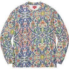 Supreme Small Box L/S Tee<img class='new_mark_img2' src='https://img.shop-pro.jp/img/new/icons15.gif' style='border:none;display:inline;margin:0px;padding:0px;width:auto;' />