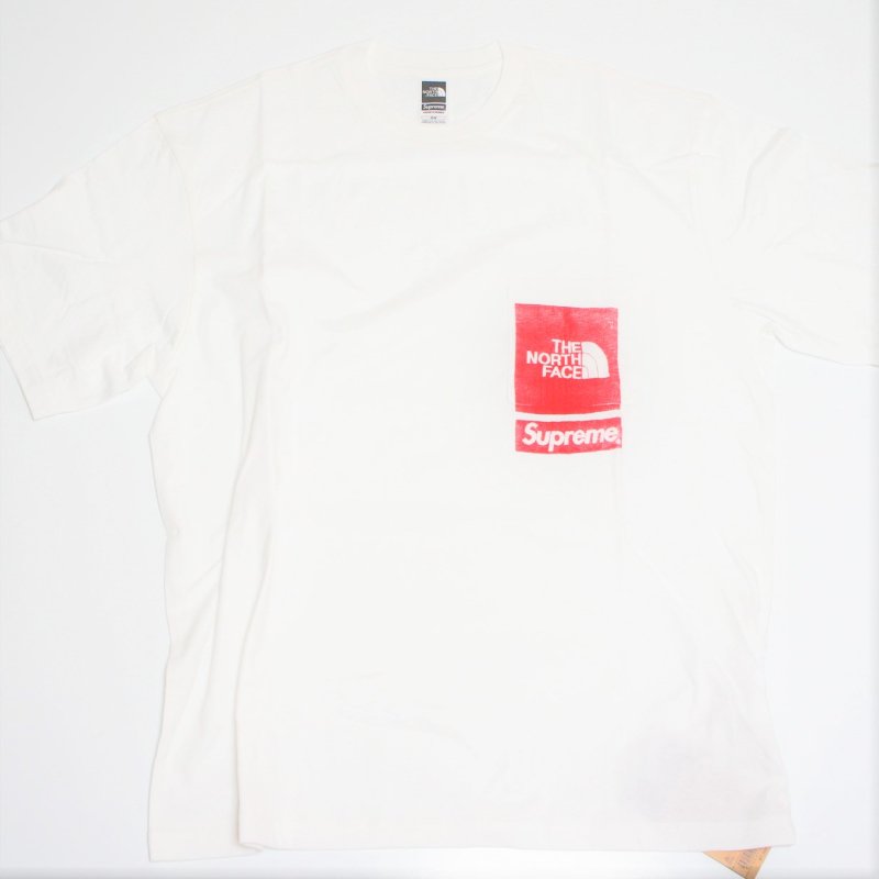 Supreme North Face Printed Pocket Tee<img class='new_mark_img2' src='https://img.shop-pro.jp/img/new/icons15.gif' style='border:none;display:inline;margin:0px;padding:0px;width:auto;' />