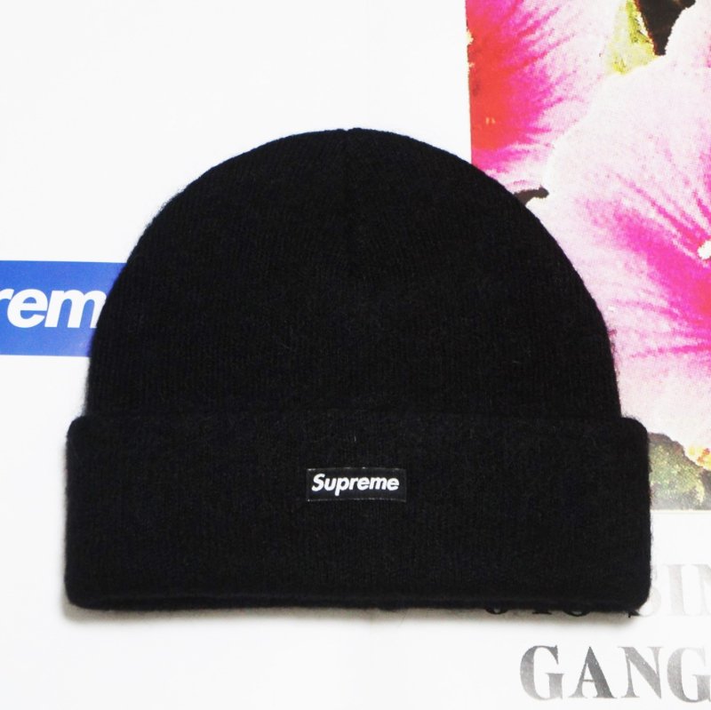 Supreme Mohair Beanie<img class='new_mark_img2' src='https://img.shop-pro.jp/img/new/icons47.gif' style='border:none;display:inline;margin:0px;padding:0px;width:auto;' />