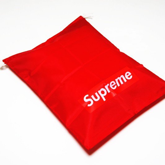 Supreme BOOK VOL.3　特別付属 Supreme ナイロン製 BAG<img class='new_mark_img2' src='https://img.shop-pro.jp/img/new/icons47.gif' style='border:none;display:inline;margin:0px;padding:0px;width:auto;' />