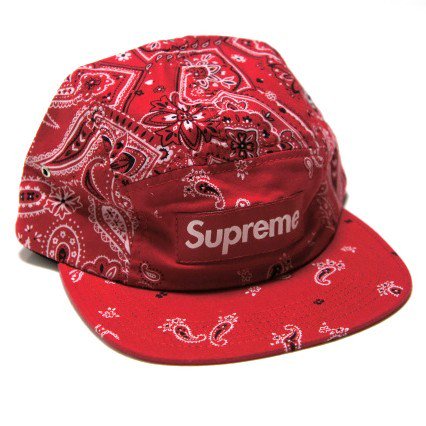 Supreme Paisley Camp Cap<img class='new_mark_img2' src='https://img.shop-pro.jp/img/new/icons47.gif' style='border:none;display:inline;margin:0px;padding:0px;width:auto;' />