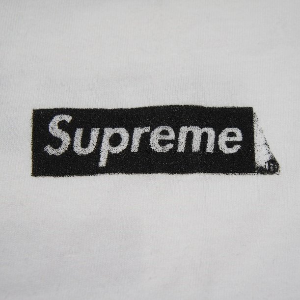 Supreme dover cheap street market tee