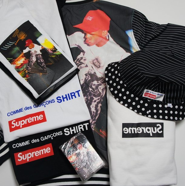 COMME des GARCONS SHIRT Supreme Box Logo Pullover<img class='new_mark_img2' src='https://img.shop-pro.jp/img/new/icons47.gif' style='border:none;display:inline;margin:0px;padding:0px;width:auto;' />