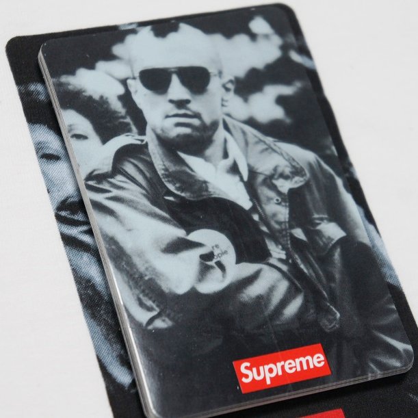 20th Anniversary Supreme Taxi Driver Sticker<img class='new_mark_img2' src='https://img.shop-pro.jp/img/new/icons47.gif' style='border:none;display:inline;margin:0px;padding:0px;width:auto;' />