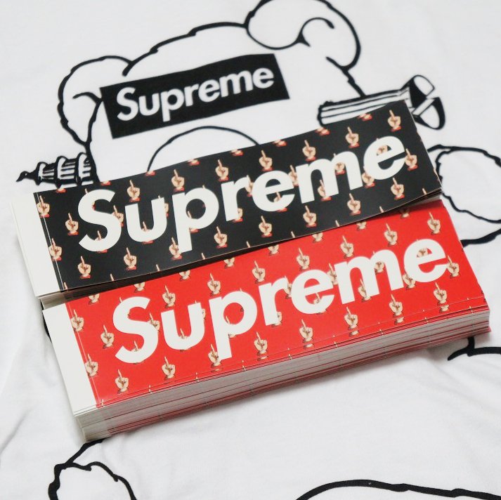 Supreme Undercover Box Logo Sticker<img class='new_mark_img2' src='https://img.shop-pro.jp/img/new/icons15.gif' style='border:none;display:inline;margin:0px;padding:0px;width:auto;' />