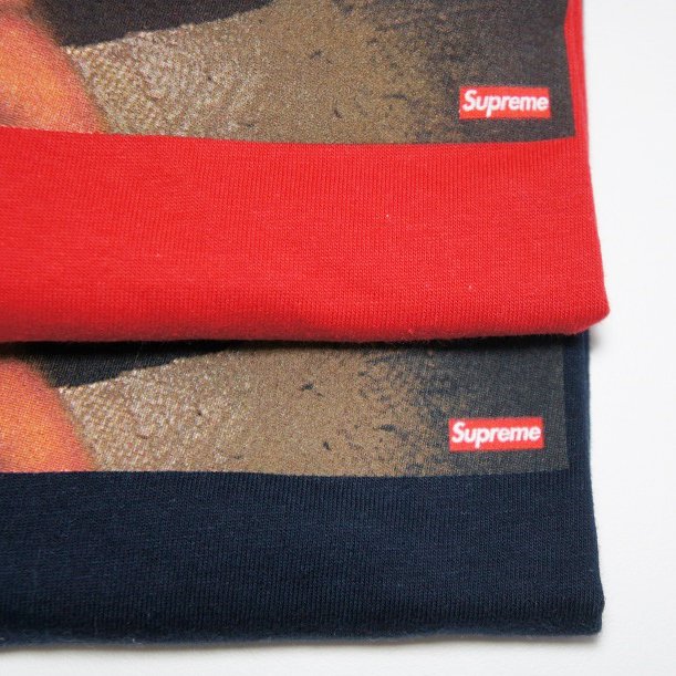 Supreme Kids Make Out Tee<img class='new_mark_img2' src='https://img.shop-pro.jp/img/new/icons47.gif' style='border:none;display:inline;margin:0px;padding:0px;width:auto;' />