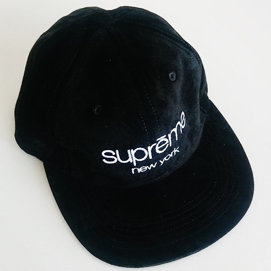 Supreme SUEDE CLASSIC LOGO 6-PANEL<img class='new_mark_img2' src='https://img.shop-pro.jp/img/new/icons47.gif' style='border:none;display:inline;margin:0px;padding:0px;width:auto;' />