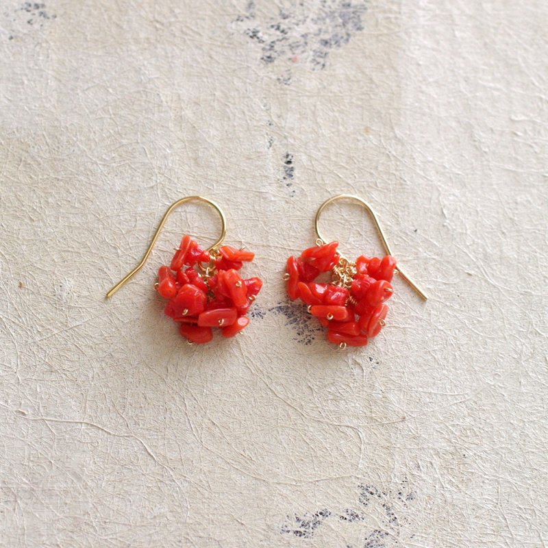 fusa : red Coral（earring）