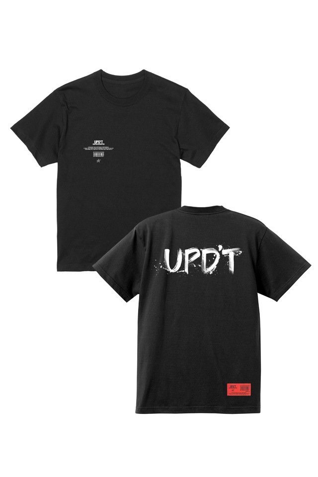 UPD'T - CALLIGRAPHY LOGO Tシャツ (BLACK)