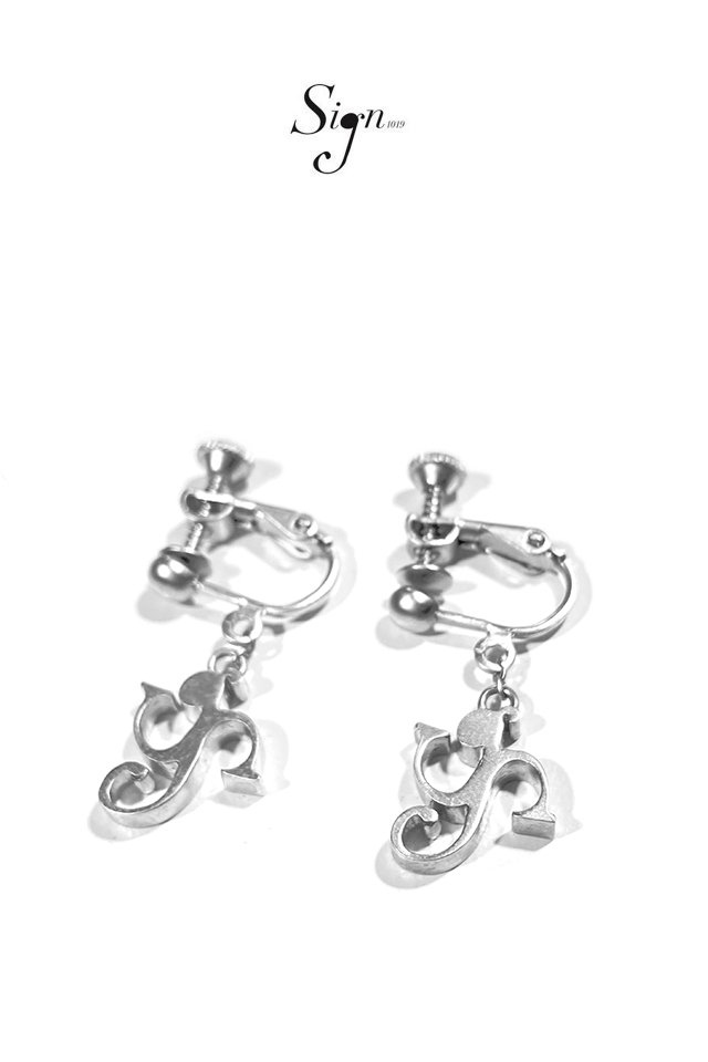 Sign1019-LOGO EARRINGS(MATSILVER)