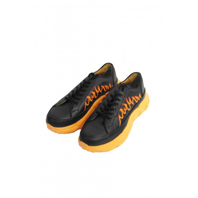 <img class='new_mark_img1' src='https://img.shop-pro.jp/img/new/icons1.gif' style='border:none;display:inline;margin:0px;padding:0px;width:auto;' />【40%OFF】TENDER PERSON - FLAME EMBROIDERY SHOES (BLACK×ORANGE) テンダー パーソン 2022年春夏コレクション  ブラック×オレンジ