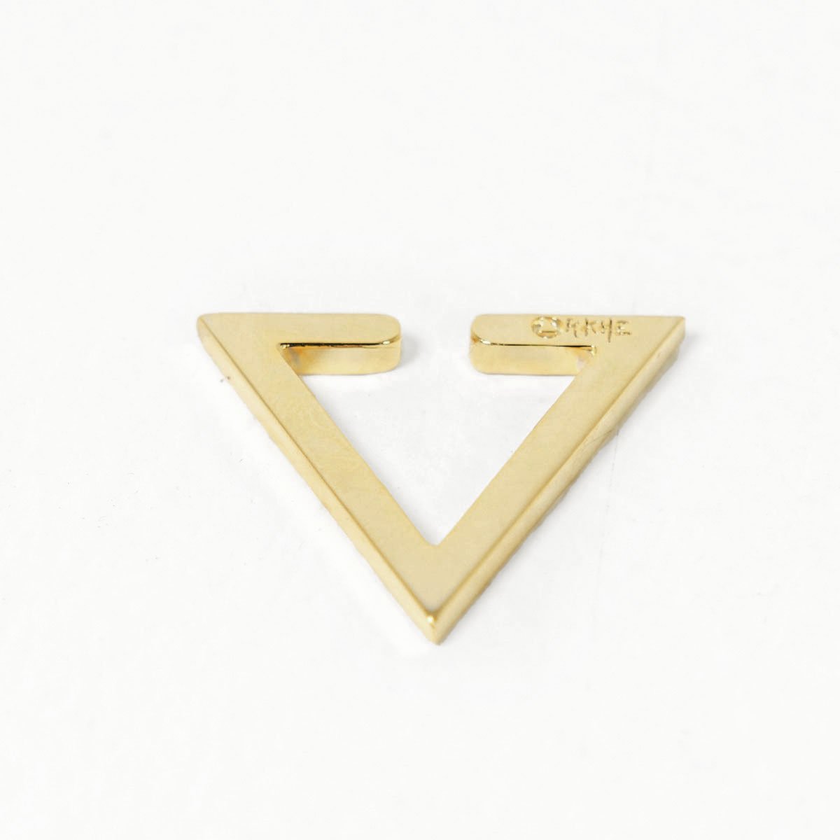 H＞FRACTAL ORIGINAL TRIANGLE EAR CUFF(GOLD) トイアングルイヤーカフ(ゴールド) -  MUZE,PARADOX,THETEST公式取り扱い、フラクタル原宿 公式通販 H＞FRACTAL Laforet ONLINESHOP - フラクタル原宿  通販 H＞FRACTAL Laforet ONLINESHOP