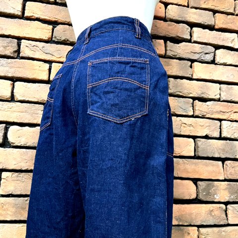 <img class='new_mark_img1' src='https://img.shop-pro.jp/img/new/icons13.gif' style='border:none;display:inline;margin:0px;padding:0px;width:auto;' />Denim Side Zipper Ranch Pants