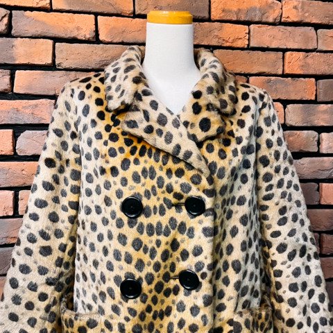 <img class='new_mark_img1' src='https://img.shop-pro.jp/img/new/icons13.gif' style='border:none;display:inline;margin:0px;padding:0px;width:auto;' />Leopard Fur Coat