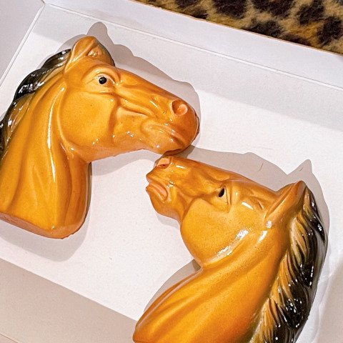 <img class='new_mark_img1' src='https://img.shop-pro.jp/img/new/icons13.gif' style='border:none;display:inline;margin:0px;padding:0px;width:auto;' />Horse Heads Wall Decor “MILLER STUDIO”