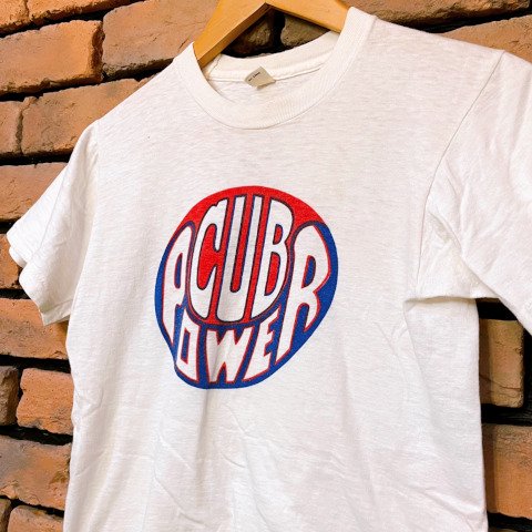 <img class='new_mark_img1' src='https://img.shop-pro.jp/img/new/icons13.gif' style='border:none;display:inline;margin:0px;padding:0px;width:auto;' />“CUB POWER” Kid's Tee