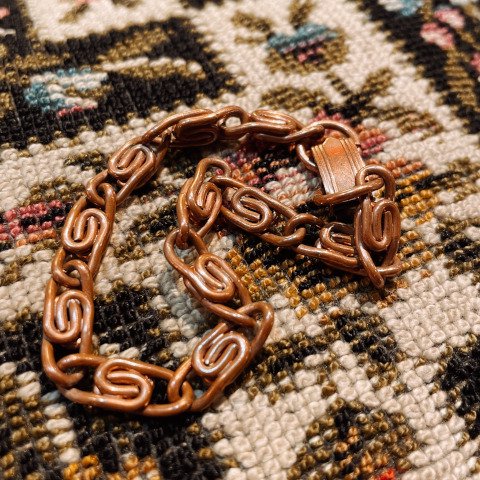 <img class='new_mark_img1' src='https://img.shop-pro.jp/img/new/icons13.gif' style='border:none;display:inline;margin:0px;padding:0px;width:auto;' />Copper Chain Bangle 