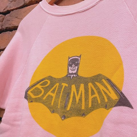 <img class='new_mark_img1' src='https://img.shop-pro.jp/img/new/icons13.gif' style='border:none;display:inline;margin:0px;padding:0px;width:auto;' />BATMAN Short Sleeve Sweat Shirt