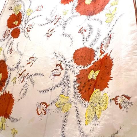 <img class='new_mark_img1' src='https://img.shop-pro.jp/img/new/icons13.gif' style='border:none;display:inline;margin:0px;padding:0px;width:auto;' />1940's Floral & Starburst Silk Scarf