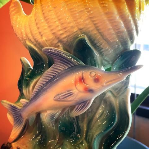 <img class='new_mark_img1' src='https://img.shop-pro.jp/img/new/icons13.gif' style='border:none;display:inline;margin:0px;padding:0px;width:auto;' />1950's Mid Century Ceramic Marlin Fish Flower Vase, Planter