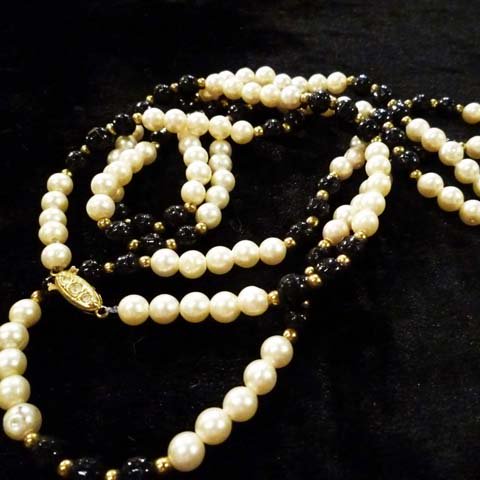 Pearl x Black Long Necklace
