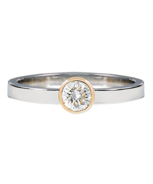 Engagement Ring / Honest