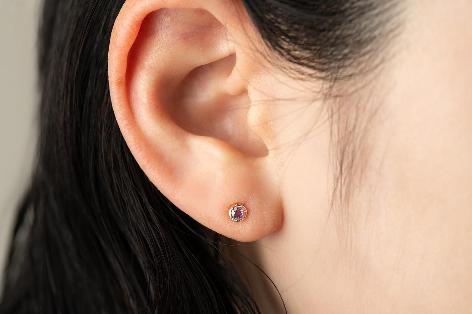【破格値下げ】 バースストーンピアス シャンパンガーネット(シングル) AURORA | ピアス