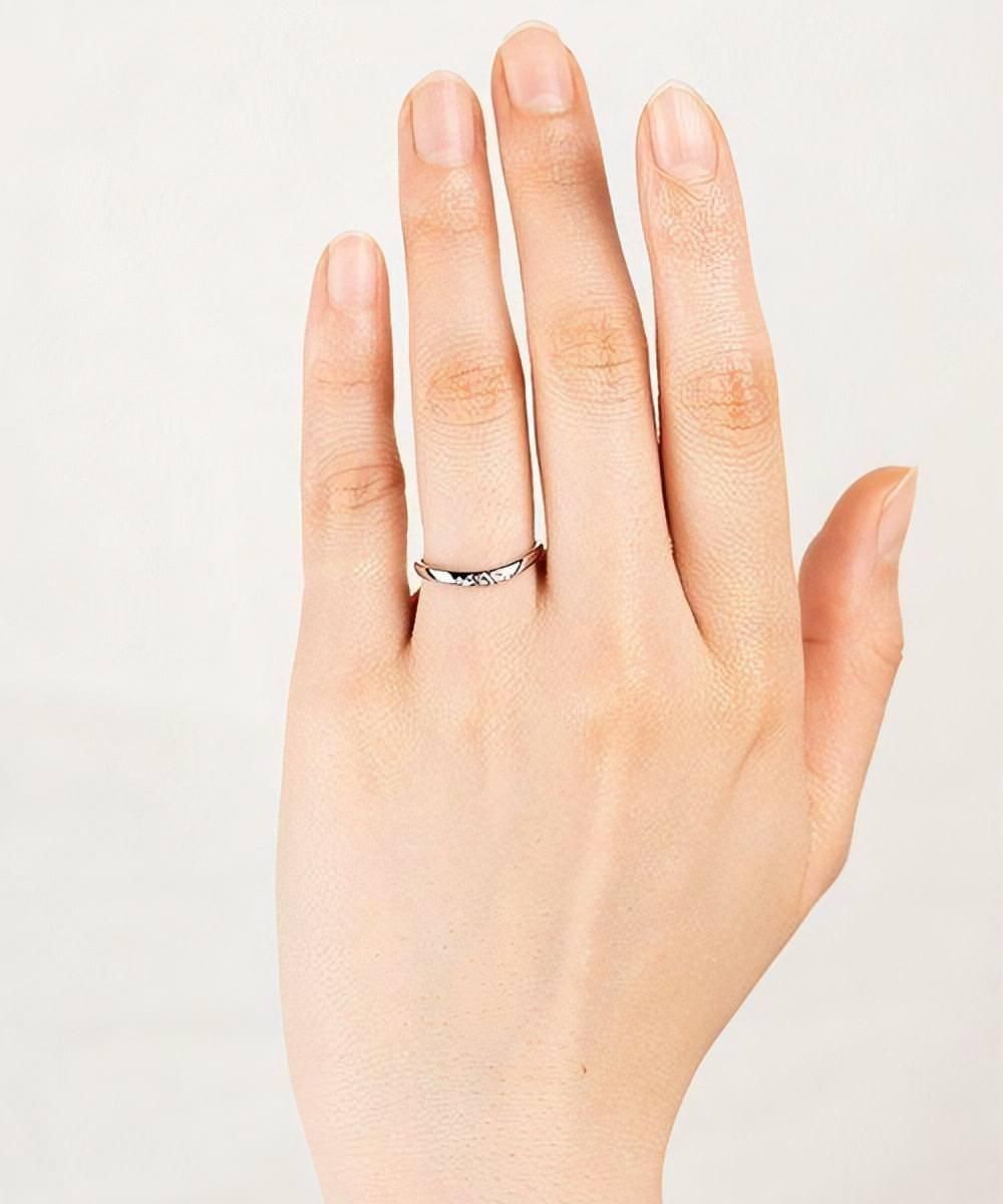 Malik | マリッジリング | 旅をコンセプトにしたオーロラグラン