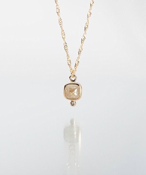 NR84 / Square Milky Diamond Necklace + Brown Diamond