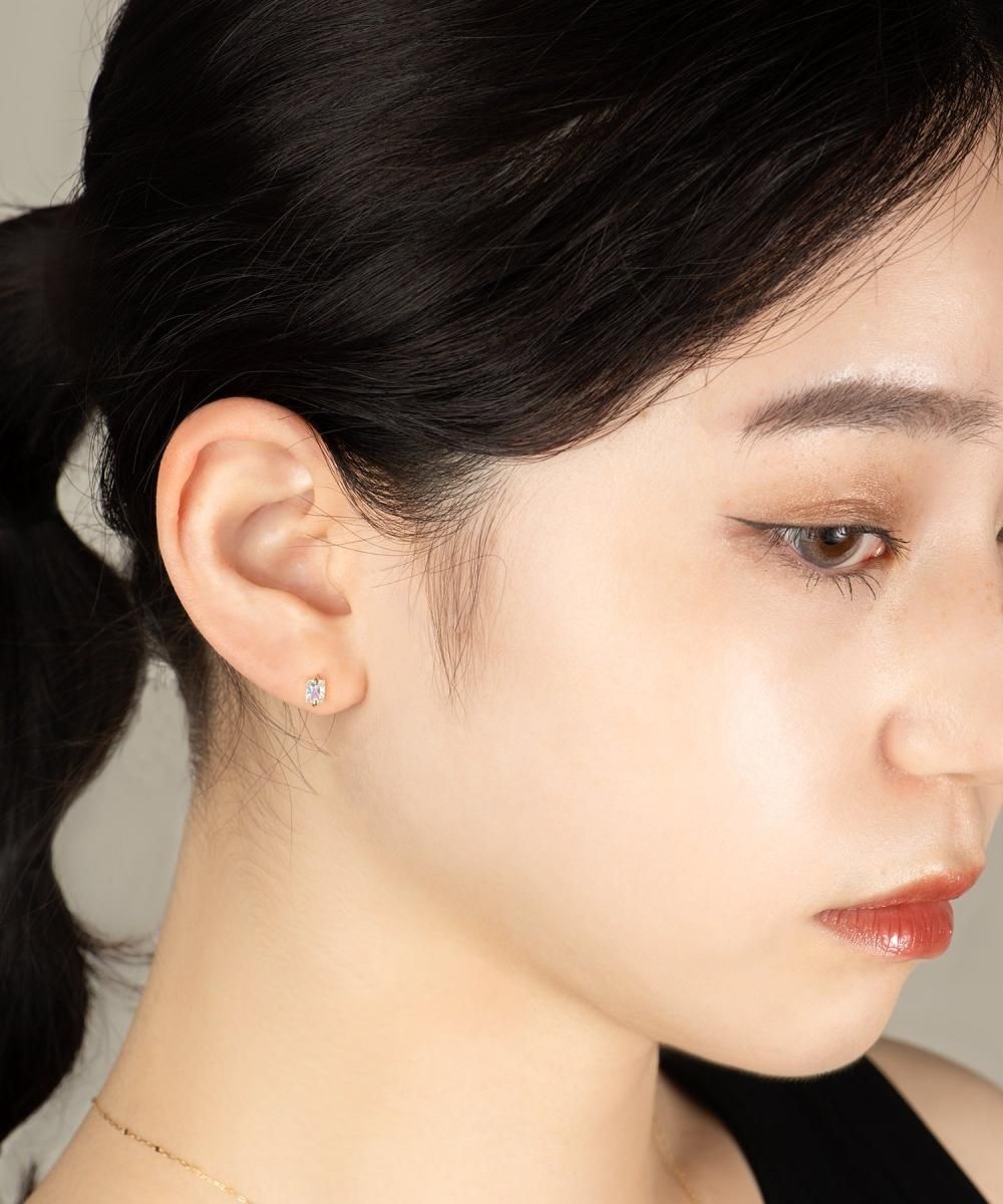 AURORA GRAN  ムーンピアス バースストーンピアス バゲットプリンセスロイヤルブルームーン