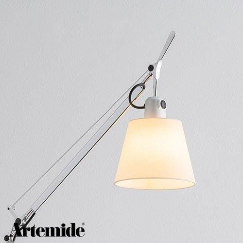 Tolomeo Basculante Reading Floor (Parchment Paper Tolomeo Basculante Reading Floor (Parchment Paper