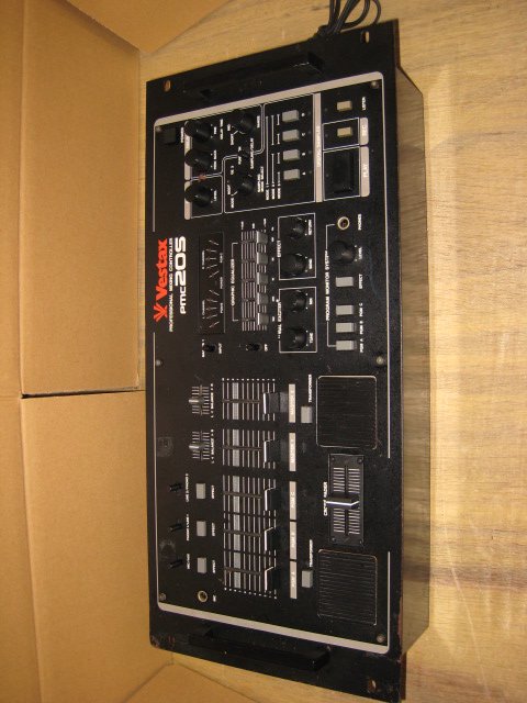 購入を考えているのですが美品 Vestax ベスタクス PMC-20S DJミキサー