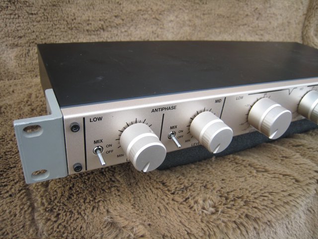 VESTAX DCR-1200 3 BAND アイソレーター - レギュラークラフトレコード