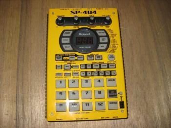 ROLAND SP-404 サンプラー 限定カラー イエロー - レギュラークラフト 