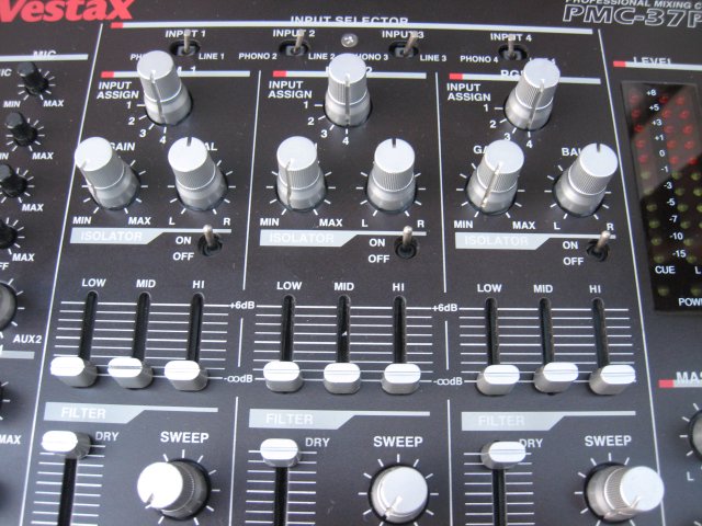 81%OFF!】 104様 専用 Vestax PMC-08Pro お正月価格 abamedyc.com