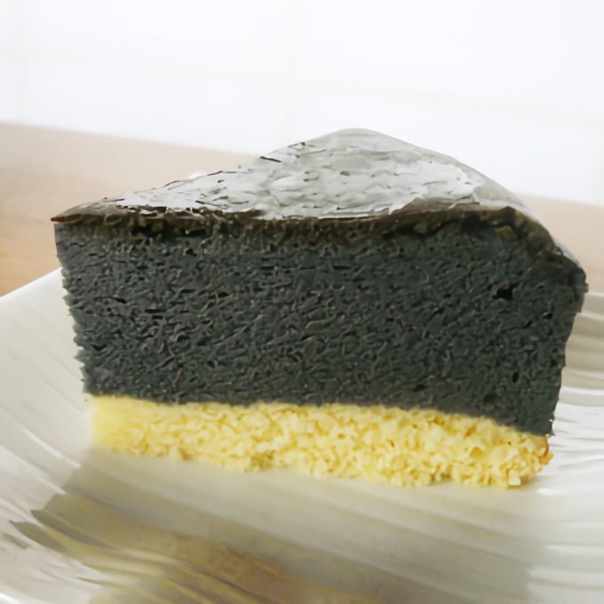 炭チーズケーキ 黒いチーズケーキ 4号サイズ