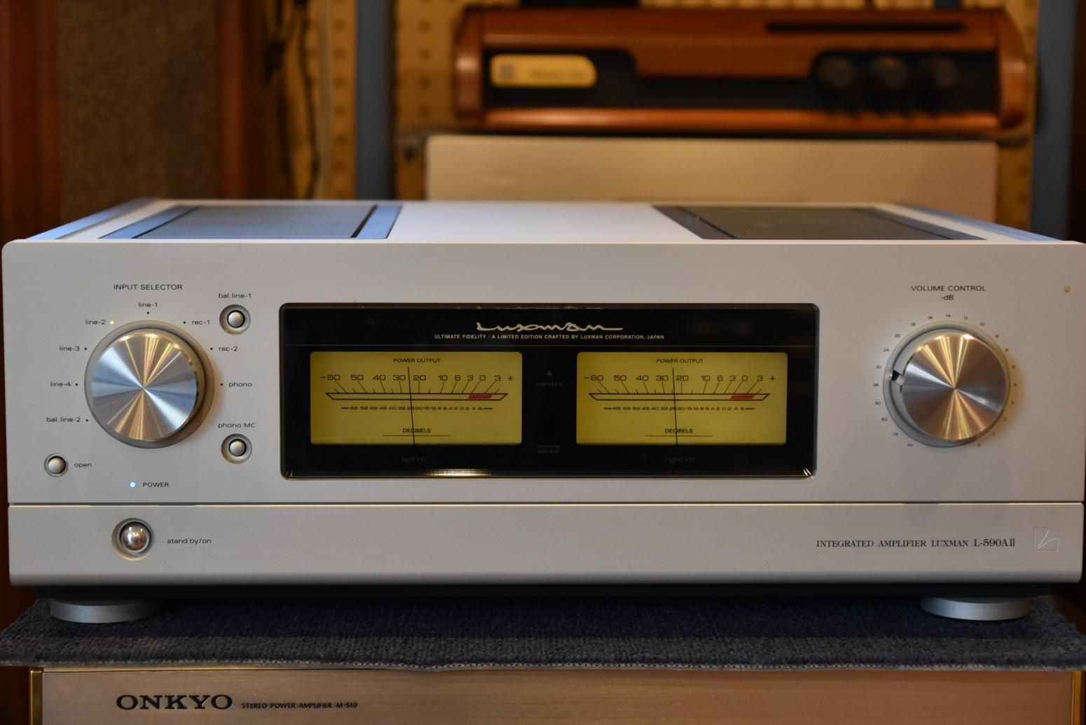 モノマニア四日市】【引き取り限定】LUXMAN インテグレートアンプ L 