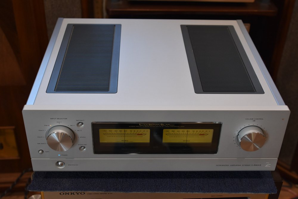 美品・点検整備済】Luxman L-590A II 純A級プリメインアンプ - アンプ