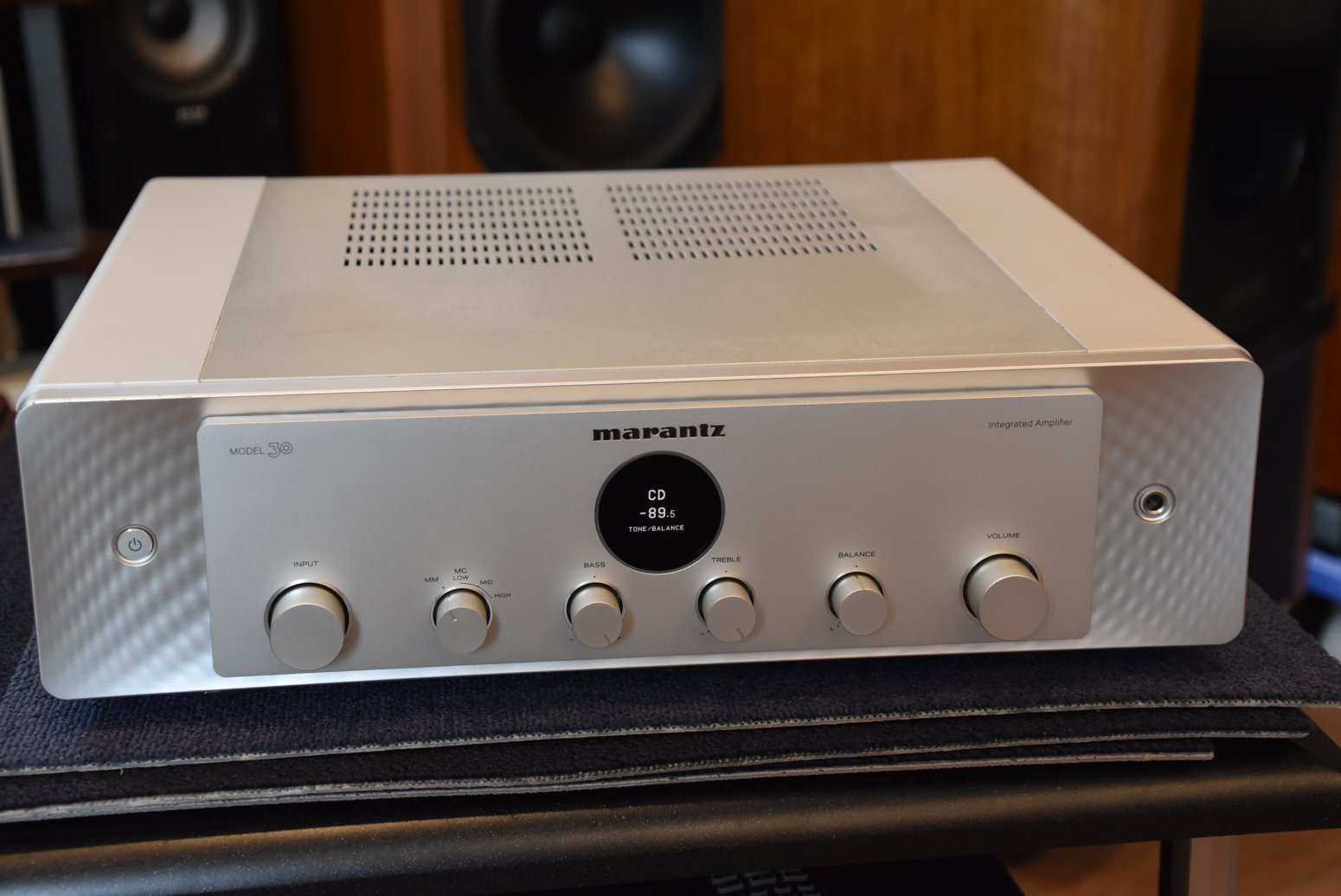 大人気marantz マランツ MODEL３０展示品限り完売 - 鹿児島オーディオ